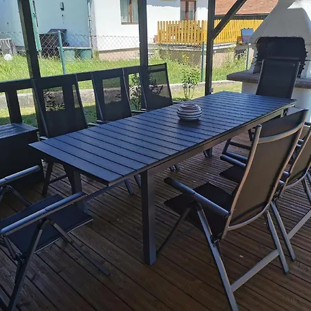 Holiday home In Mit Garten Und Terrasse *