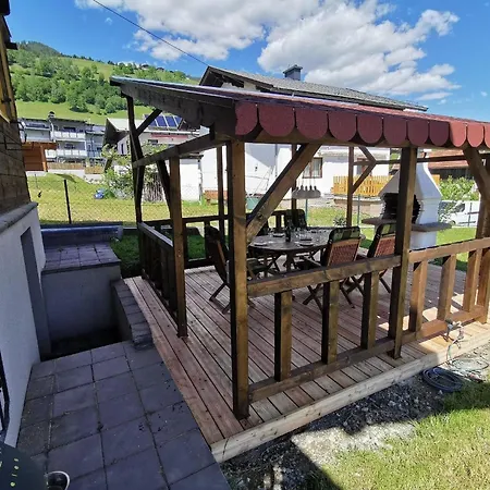Holiday home In Mit Garten Und Terrasse