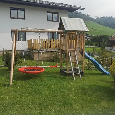 In Mit Garten Und Terrasse Holiday home *